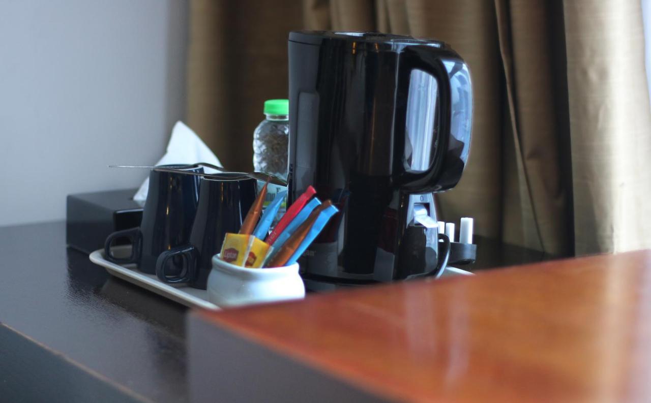 Metrostar Hotel Kuala Lumpur Extérieur photo